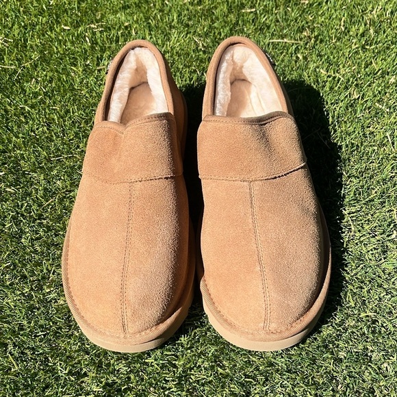 NWT UGG Leisure Outdoor Slipper - Picture 2 of 6